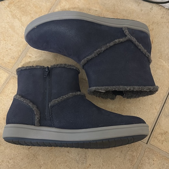 Clarks ankle boots - Picture 6 of 6